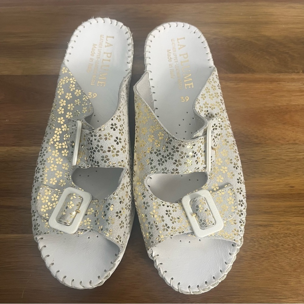 La Plume blueish white and gold floral buckle slide on sandals size 39